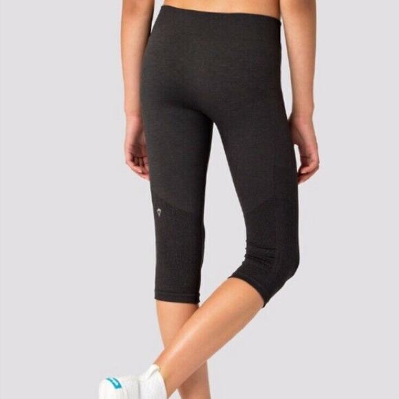 Ivivva Breathe Love Flow Crop Seamless Leggings Lululemon Girls Size 12 Ruched - Picture 4 of 12